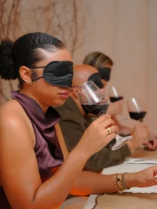 Cena a Ciegas en La Nena Punta Cana: Una Experiencia Gastronómica Sensorial 1 Cena Blind Dinner Evento La Nena Restaurante Punta Cana 1 1